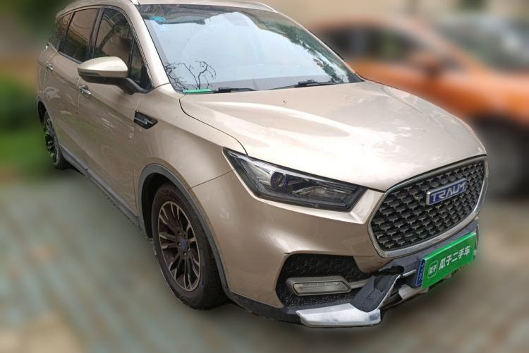Used TRAUM S70 2018 1.5T Automatic Luxury Model 5 Seats Front Right 45 Deg