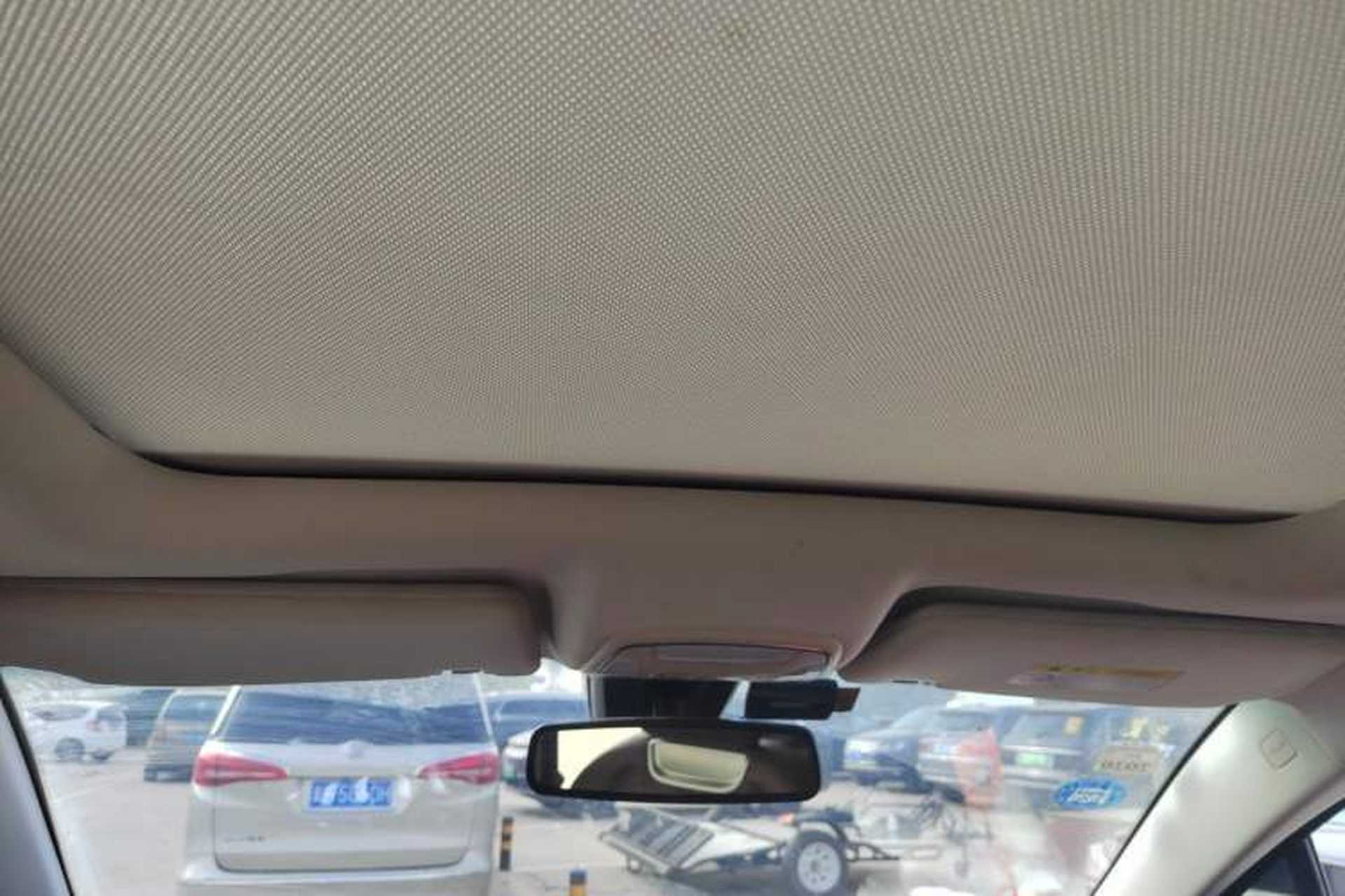 Used TRAUM S70 2018 1.5T Automatic Luxury 7-Seater Headliner