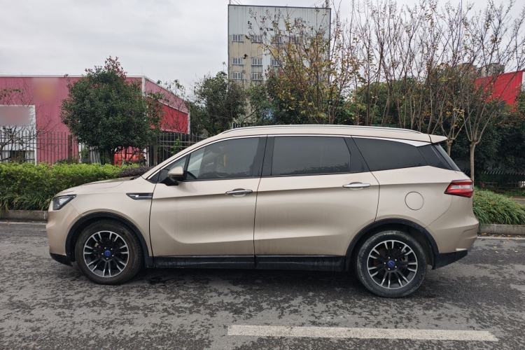 Used TRAUM S70 2018 1.5T Automatic Comfort Model 7 Seats Left Side