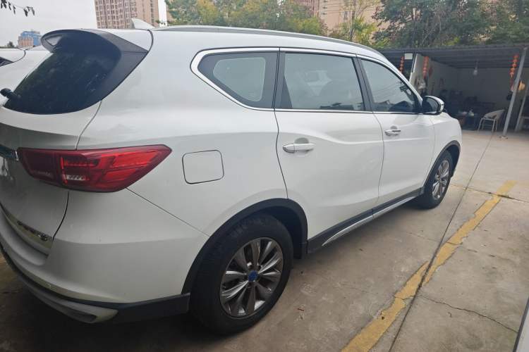 Used TRAUM SEEK 5 2018 1.5T Automatic Leading Edition Exterior 3