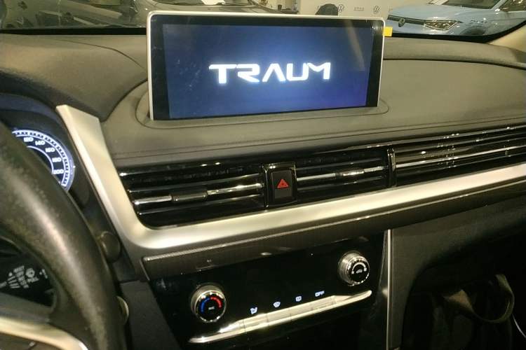 Used TRAUM SEEK 5 2018 1.5T Automatic LingShang Edition Audio And AC Panel
