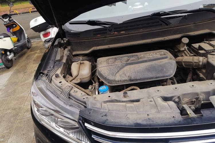 Used TRAUM SEEK 5 2018 1.5T Automatic LingShang Edition Engine Bay Right