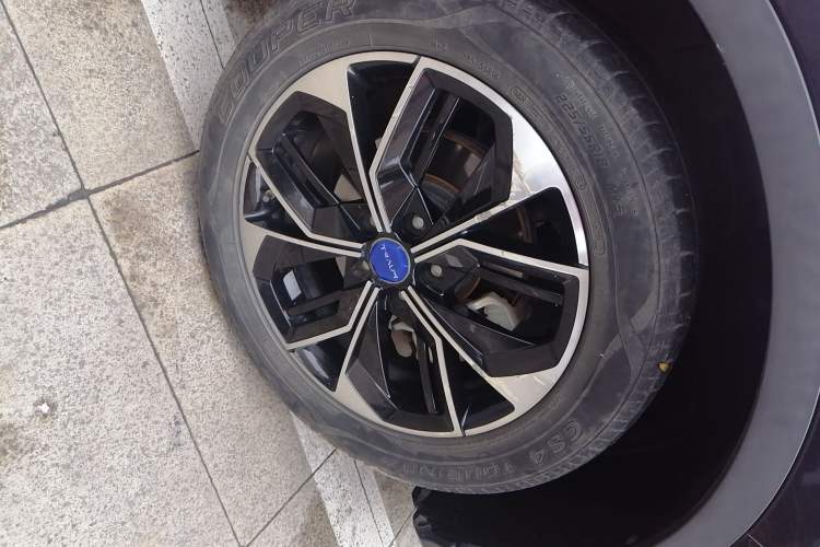 Used TRAUM SEEK 5 2018 1.5T Automatic LingShang Edition Right Front Wheel Hub