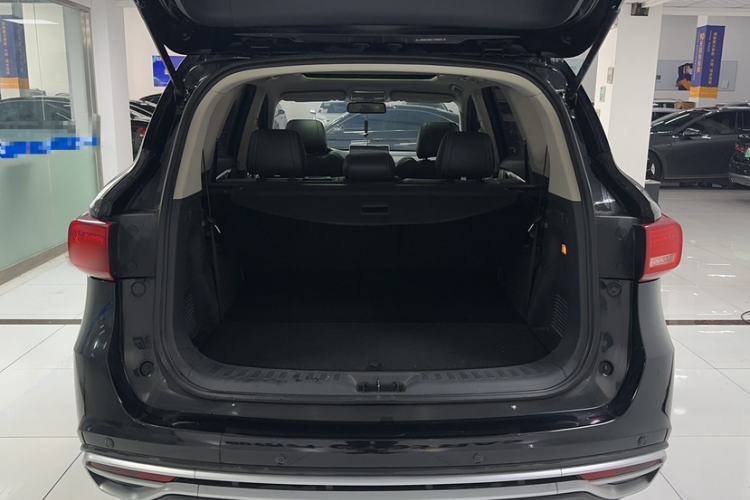 Used TRAUM SEEK 5 2018 1.5T Manual LingShang Edition Trunk