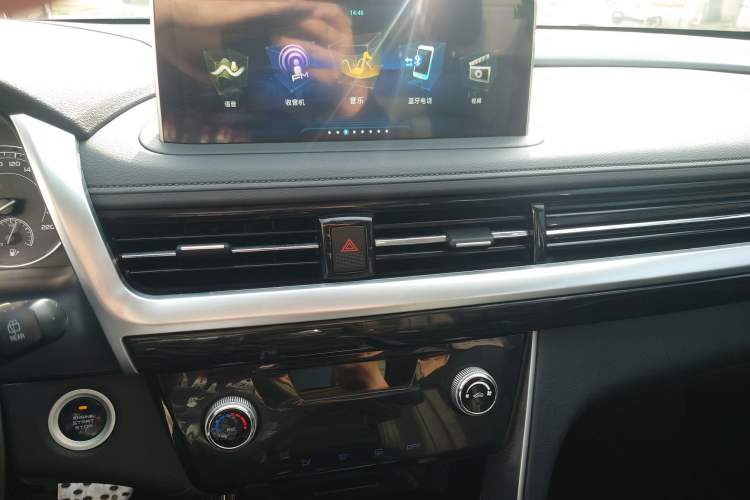 Used TRAUM SEEK 5 2018 1.5T Automatic Lingzhi Edition Audio And AC Panel