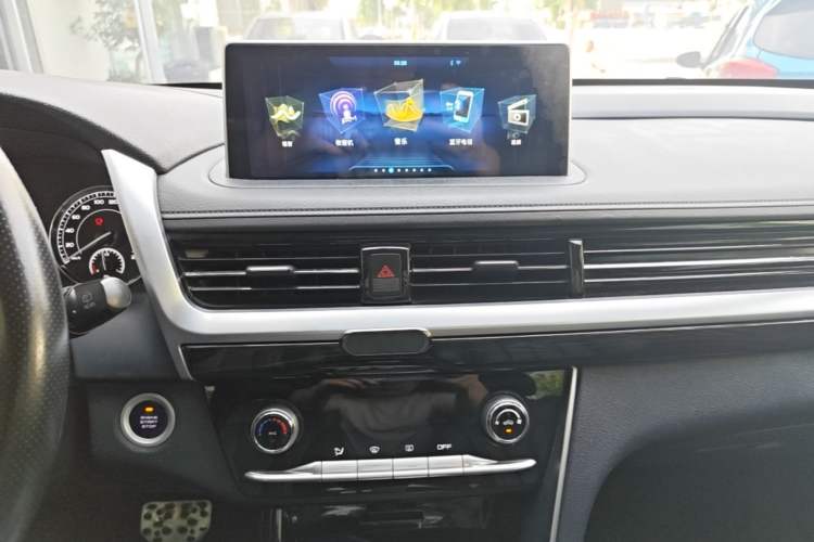 Used TRAUM SEEK 5 2018 1.5T Automatic Lingzhi Edition Audio And AC Panel