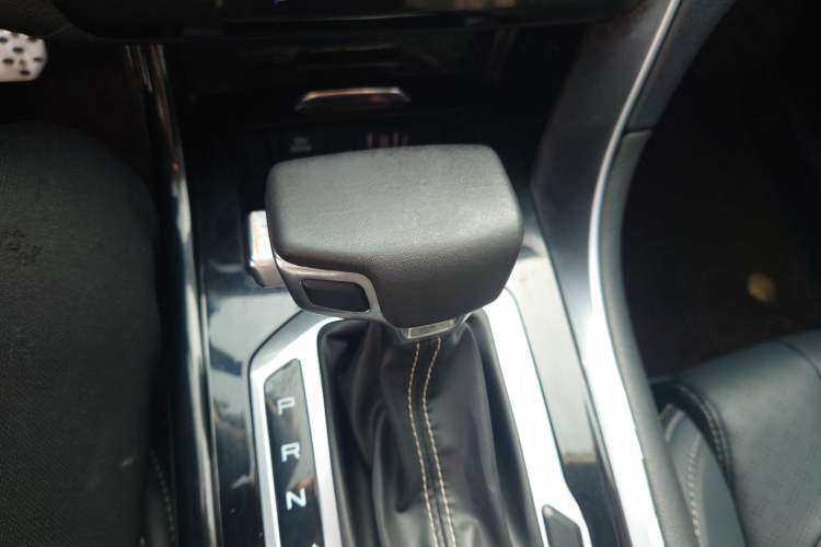 Used TRAUM SEEK 5 2018 1.5T Automatic Lingzhi Edition Gear Lever