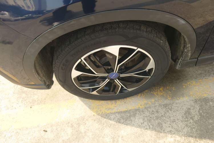 Used TRAUM SEEK 5 2018 1.5T Automatic Lingzhi Edition Left Front Wheel Hub
