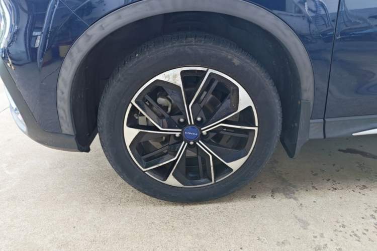 Used TRAUM SEEK 5 2018 1.5T Automatic Lingzhi Edition Left Front Wheel Hub