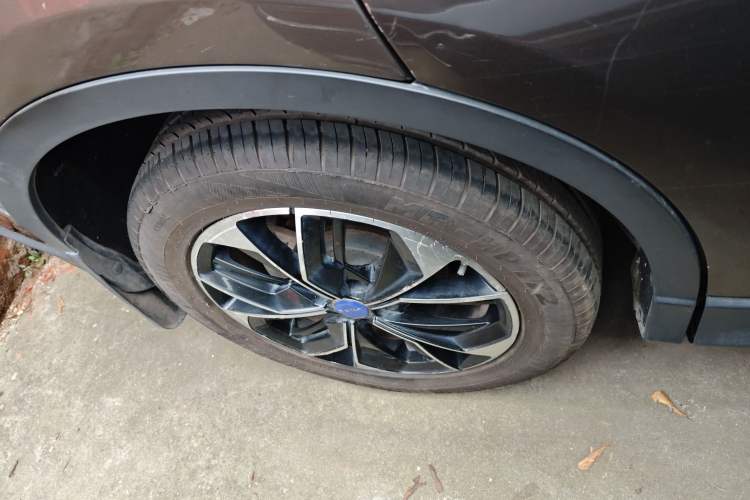 Used TRAUM SEEK 5 2018 1.5T Automatic Lingyao Edition Right Rear Wheel Hub