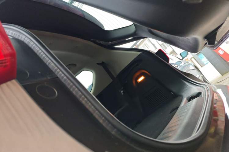Used TRAUM SEEK 5 2018 1.5T Automatic Lingyao Edition Trunk