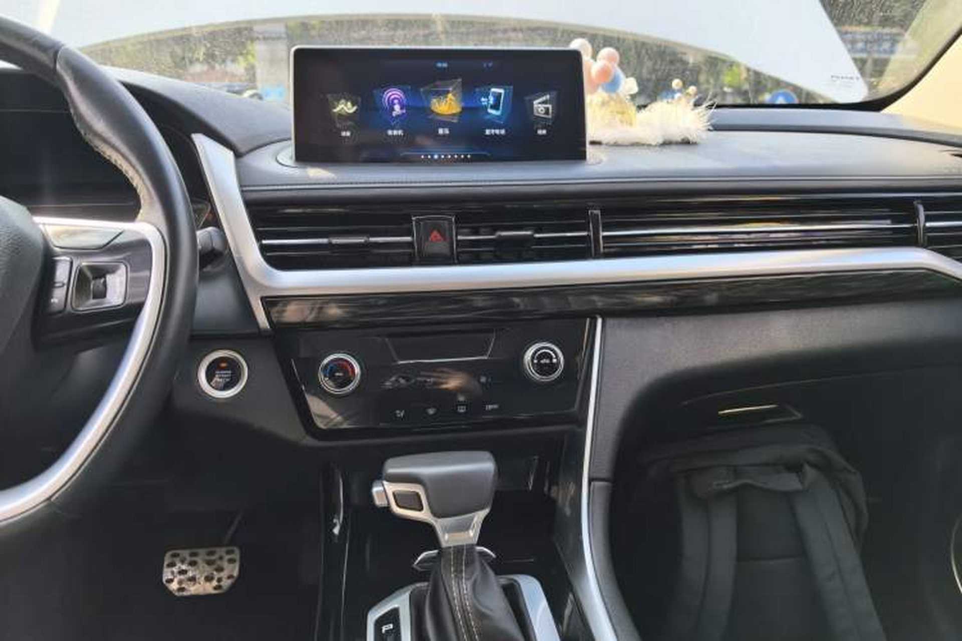 Used TRAUM SEEK 5 2018 1.5T Automatic Lingyao Edition Audio And AC Panel