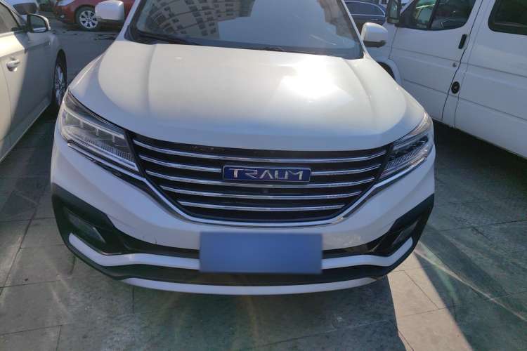 Used TRAUM SEEK 5 2018 1.5T Automatic Navigation Edition Front