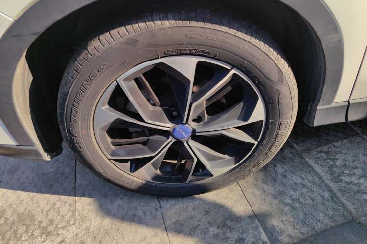Used TRAUM SEEK 5 2018 1.5T Automatic Navigation Edition Left Front Wheel Hub