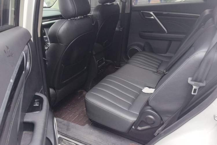Used TRAUM SEEK 5 2018 1.5T Automatic Lingyao Edition Left Rear Seat