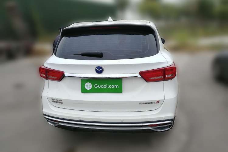 Used TRAUM SEEK 5 2018 1.5T Automatic Navigation Edition Rear