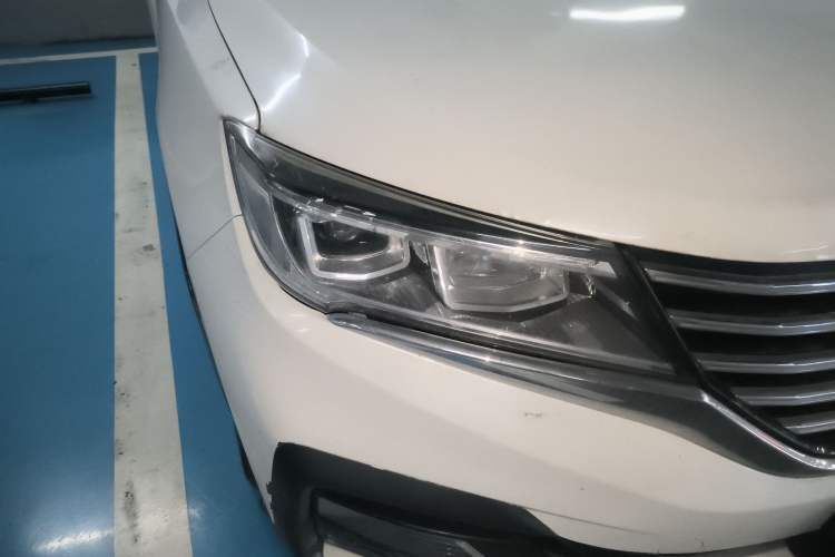 Used TRAUM SEEK 5 2018 1.5T Automatic LingShang Edition Right Front Headlight