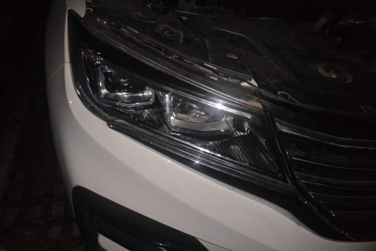 Used TRAUM SEEK 5 2018 1.5T Manual LingShang Edition Right Front Headlight