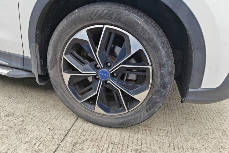 Used TRAUM SEEK 5 2018 1.5T Automatic Lingyao Edition Right Front Wheel Hub