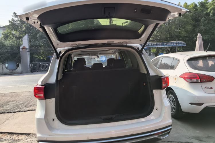 Used TRAUM SEEK 5 2018 1.5T Automatic Lingyao Edition Trunk