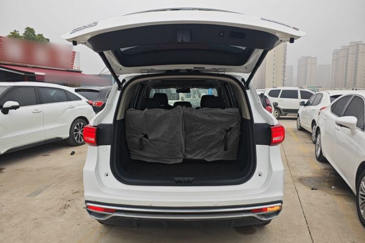 Used TRAUM SEEK 5 2018 1.5T Automatic Lingyao Edition Trunk