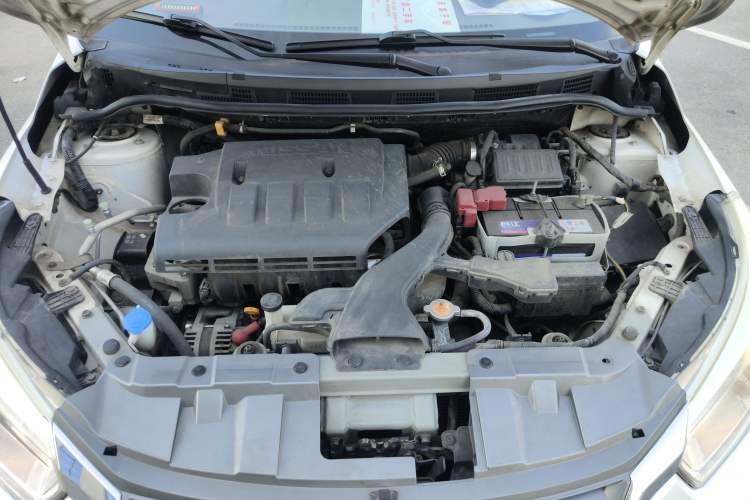 Used Venucia D50 2013 1.6L Automatic Luxury Edition Engine Bay