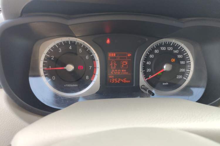 Used Venucia D50 2013 1.6L Automatic Luxury Edition Instrument Cluster