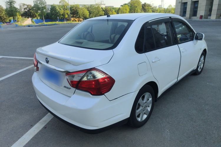 Used Venucia D50 2013 1.6L Automatic Luxury Edition Rear Right 45 Deg