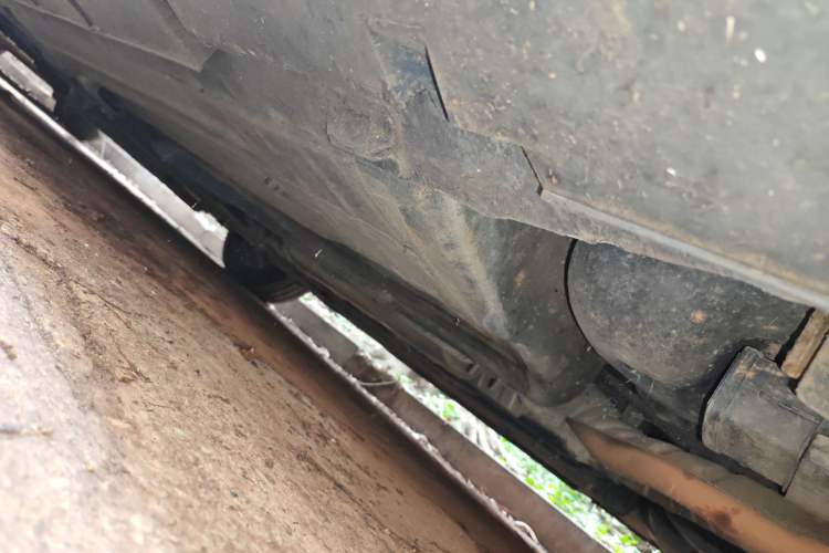Used Venucia D50 2012 1.6L Manual Comfort Edition Chassis Rear Left