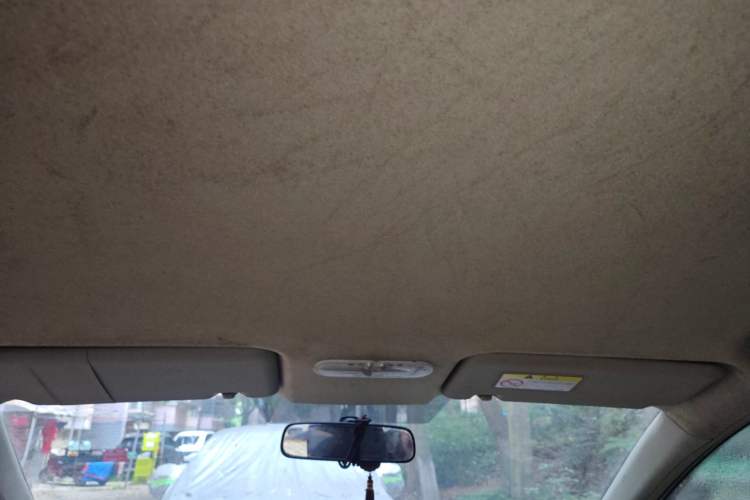 Used Venucia D50 2012 1.6L Manual Comfort Edition Headliner