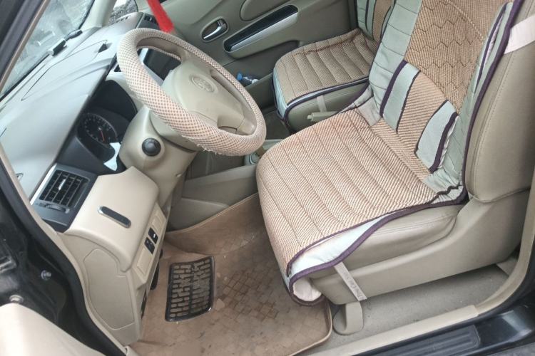 Used Venucia D50 2012 1.6L Automatic Prestige Edition Left Front Seat