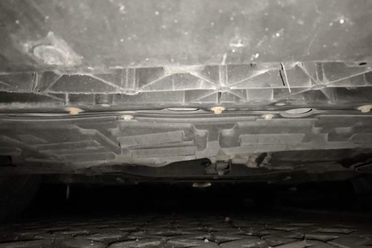 Used Venucia D50 2012 1.6L Automatic Comfort Edition Chassis Front