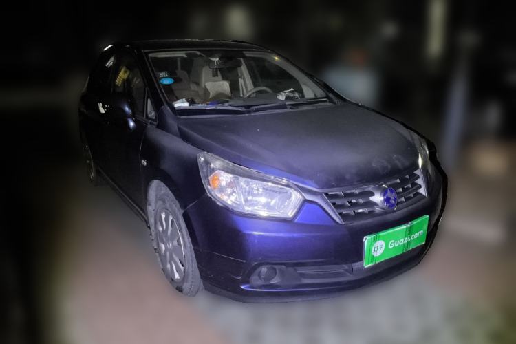 Used Venucia D50 2012 1.6L Automatic Comfort Edition Front Right 45 Deg