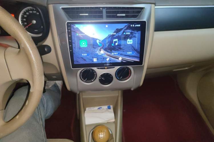 Used Venucia D50 2012 1.6L Manual Luxury Edition Audio And AC Panel
