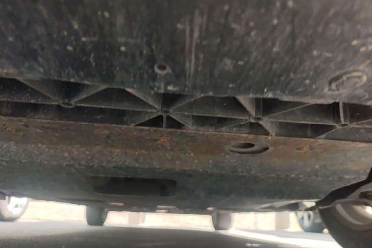 Used Venucia D50 2012 1.6L Manual Luxury Edition Chassis Front