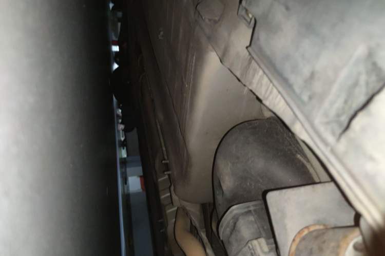 Used Venucia D50 2012 1.6L Manual Luxury Edition Chassis Rear Left