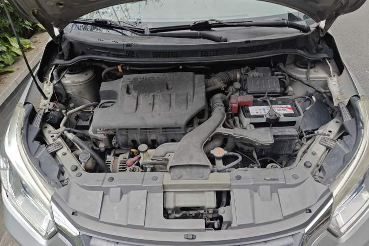 Used Venucia D50 2012 1.6L Automatic Prestige Edition Engine Bay