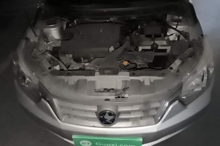 Used Venucia D50 2012 1.6L Manual Luxury Edition Engine Bay
