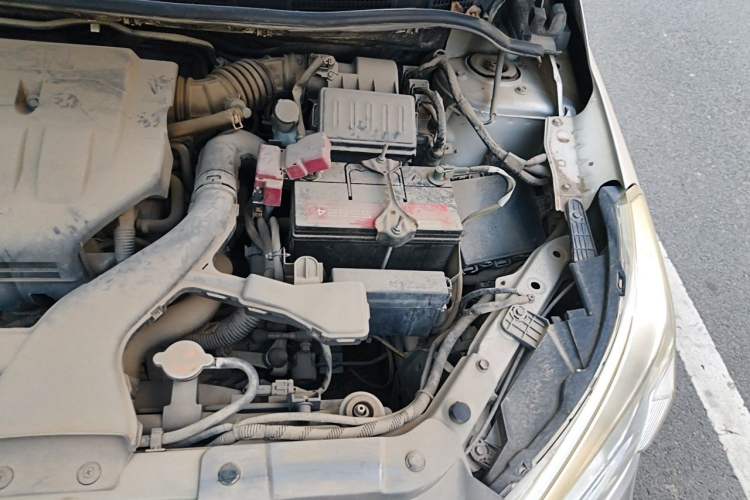 Used Venucia D50 2012 1.6L Manual Comfort Edition Engine Bay Left
