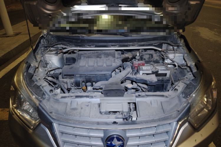 Used Venucia D50 2012 1.6L Manual Luxury Edition Engine Bay