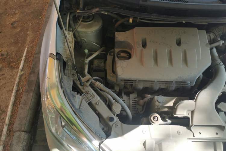 Used Venucia D50 2012 1.6L Manual Luxury Edition Engine Bay Right