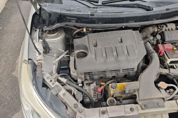 Used Venucia D50 2012 1.6L Manual Luxury Edition Engine Bay Right