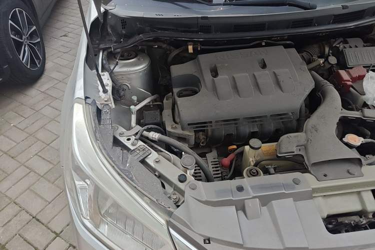 Used Venucia D50 2012 1.6L Manual Comfort Edition Engine Bay Right