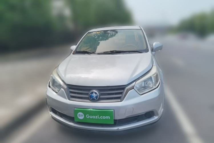 Used Venucia D50 2012 1.6L Manual Comfort Edition Front