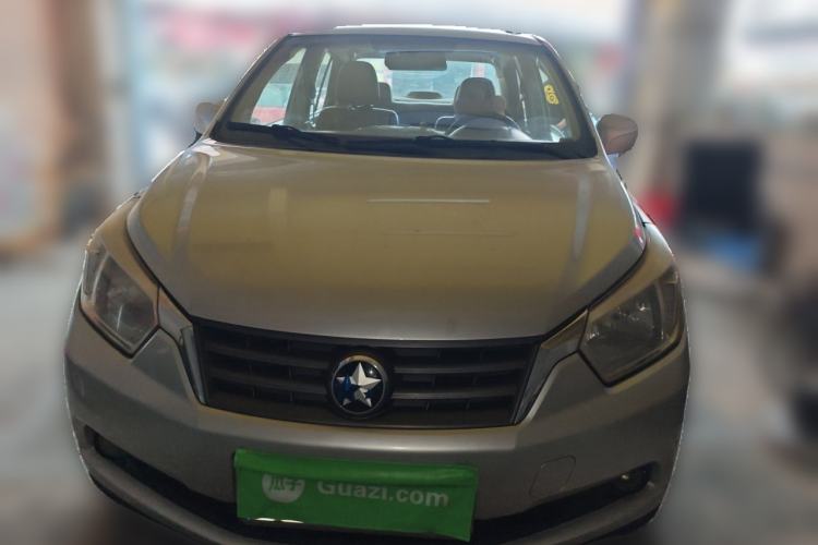 Used Venucia D50 2012 1.6L Manual Comfort Edition Front