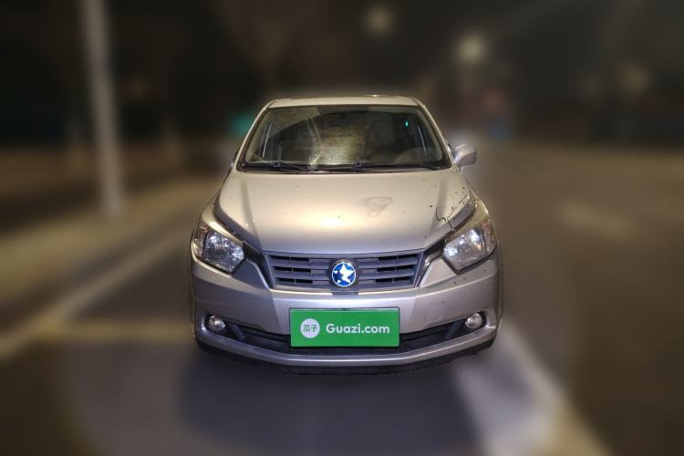 Used Venucia D50 2012 1.6L Manual Luxury Edition Front
