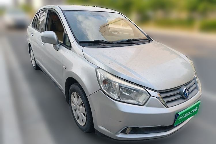 Used Venucia D50 2012 1.6L Manual Comfort Edition Front Right 45 Deg