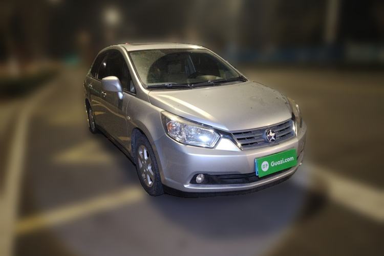 Used Venucia D50 2012 1.6L Manual Luxury Edition Front Right 45 Deg