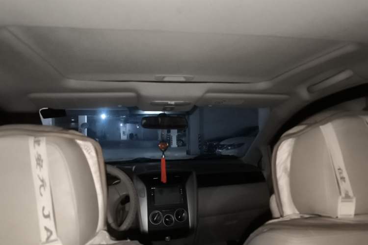 Used Venucia D50 2012 1.6L Manual Luxury Edition Headliner