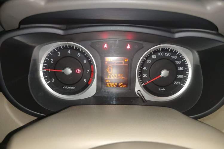 Used Venucia D50 2012 1.6L Manual Luxury Edition Instrument Cluster